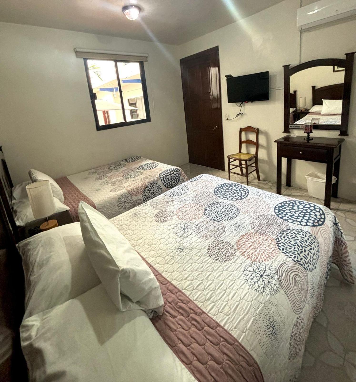 Hotel Casa Blanca Tlacotalpan Extérieur photo